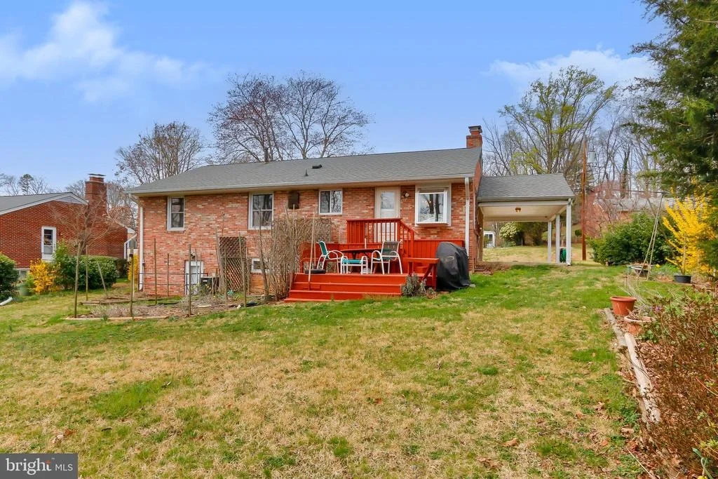 Photo of 7513 LONG PINE DRIVE