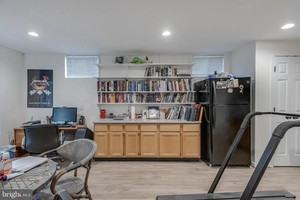 Photo of 2232 DECKMAN LANE