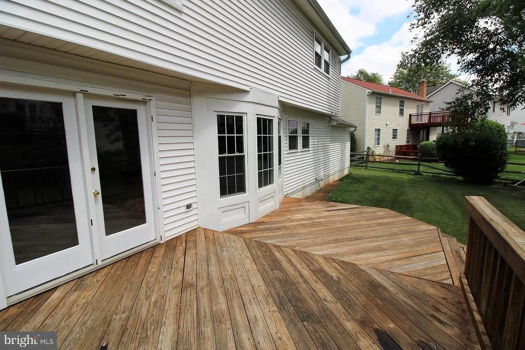 Photo of 112 BOOKHAM LANE