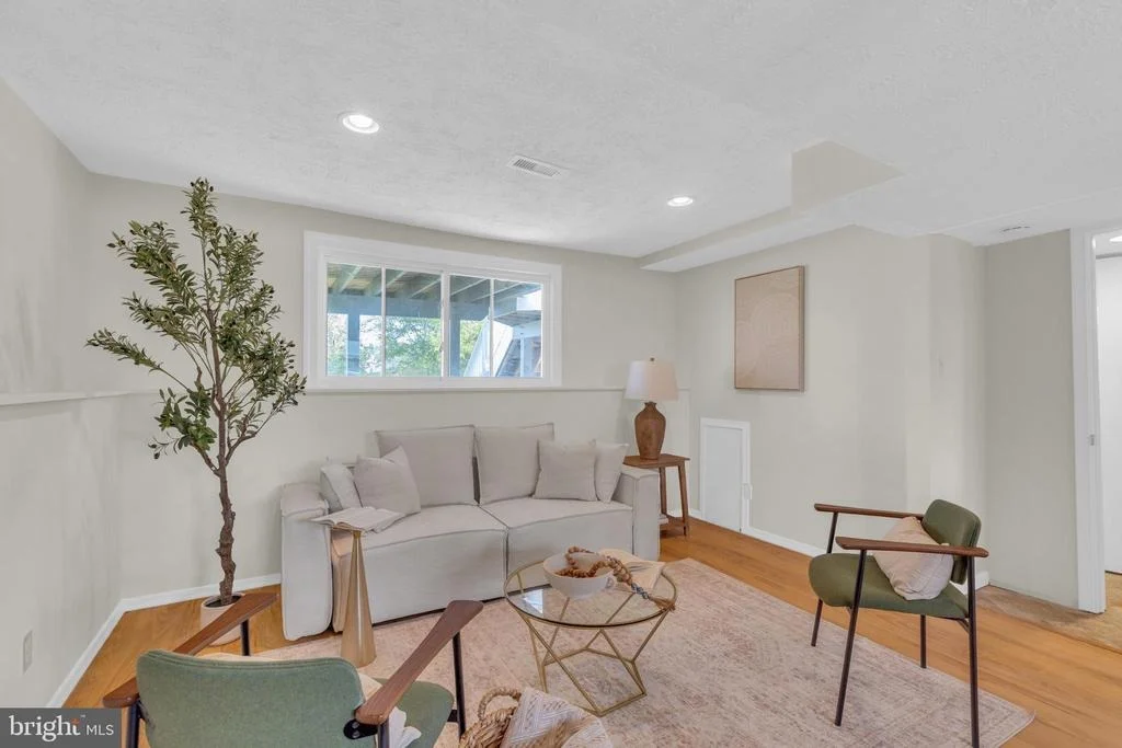 Photo of 391 PROSPECT BOULEVARD