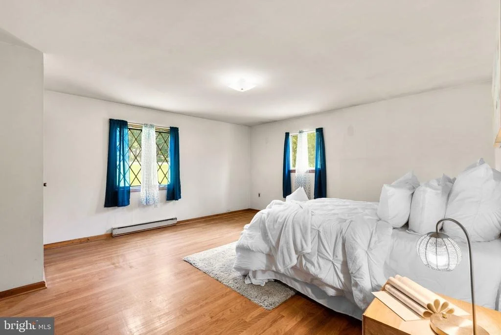 Photo of 7517 RACE ROAD