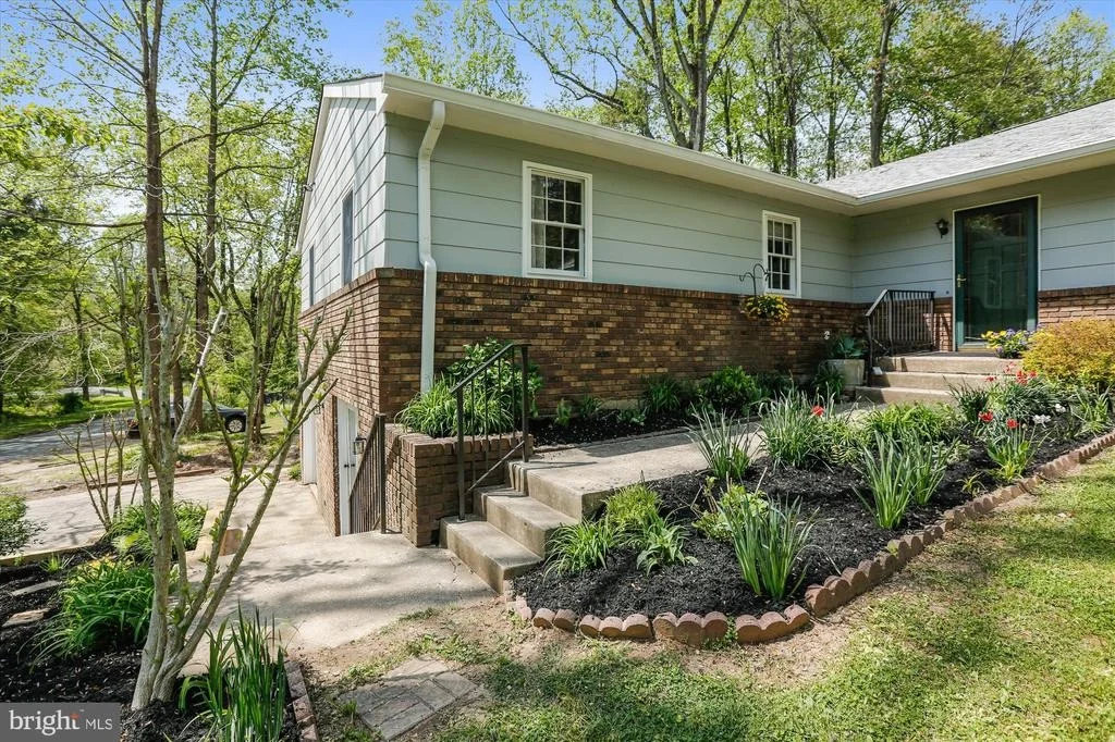 Photo of 700 TANLEY ROAD