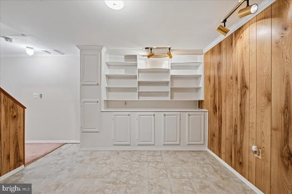 Photo of 7592 RUXTON DRIVE