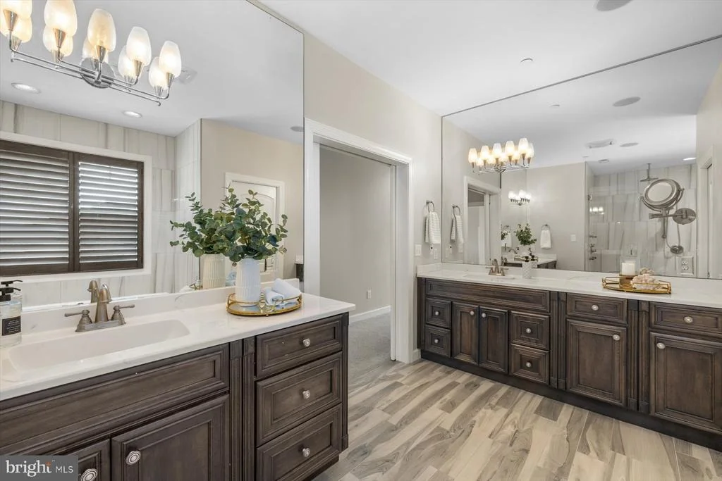 Photo of 35 INLET VIEW COURT