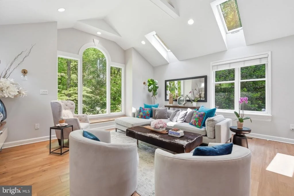 Photo of 969 SPENCER ROAD
