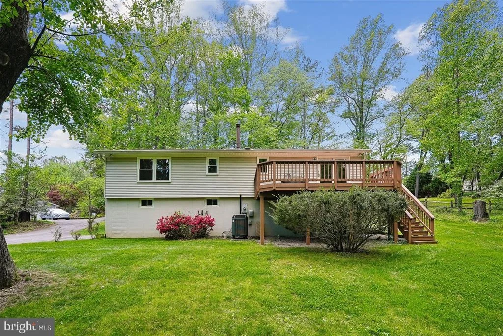 Photo of 10806 OLDFIELD DRIVE