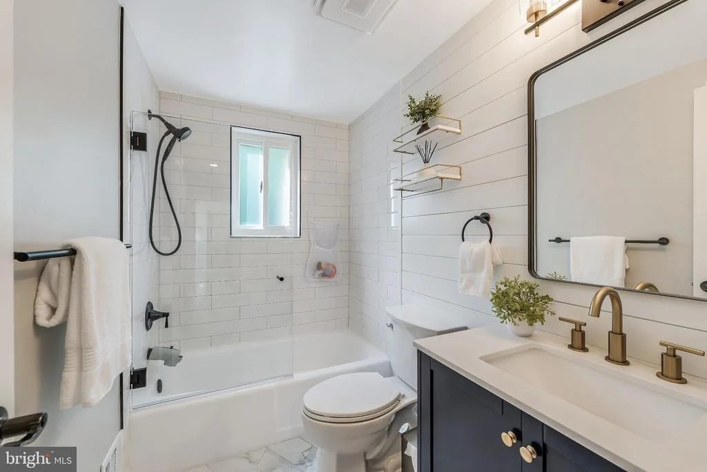 Photo of 1709 MAPLE HILL PLACE