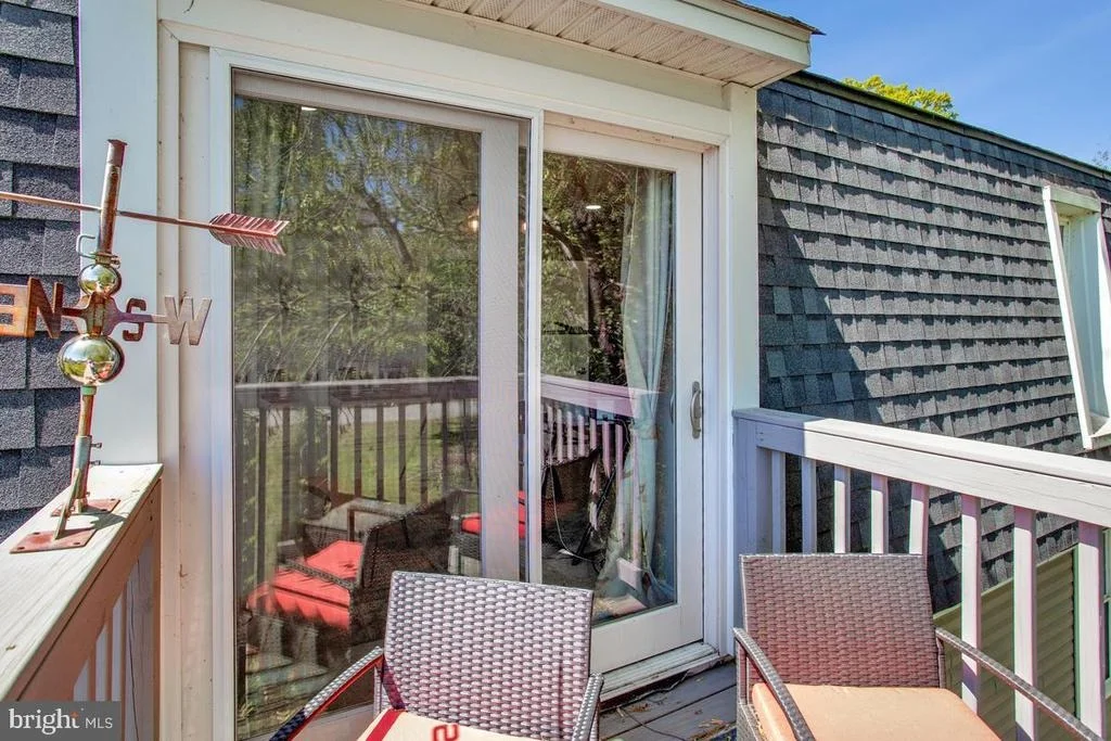 Photo of 4912 MARINERS DRIVE