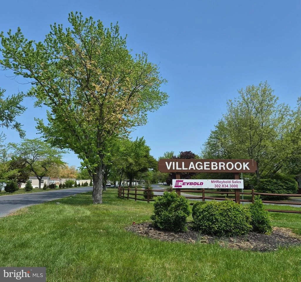 Photo of 205 ASPEN CIRCLE