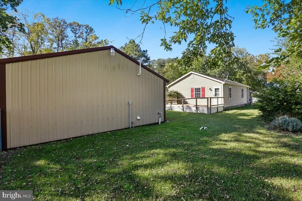 Photo of 103 HONEYSUCKLE DRIVE