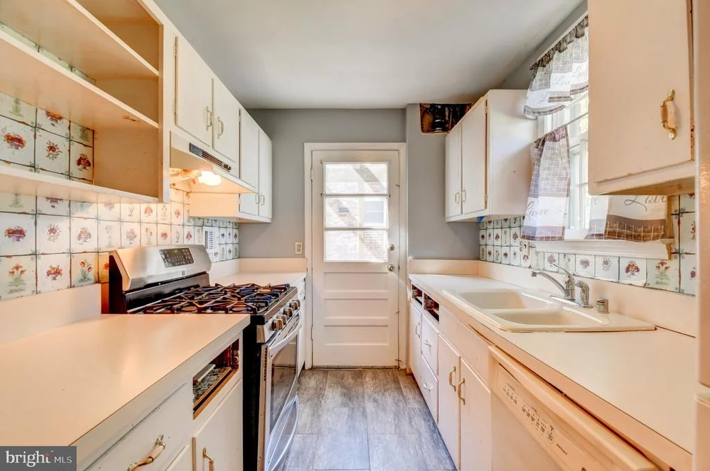 Photo of 231 WHITMOOR TERRACE