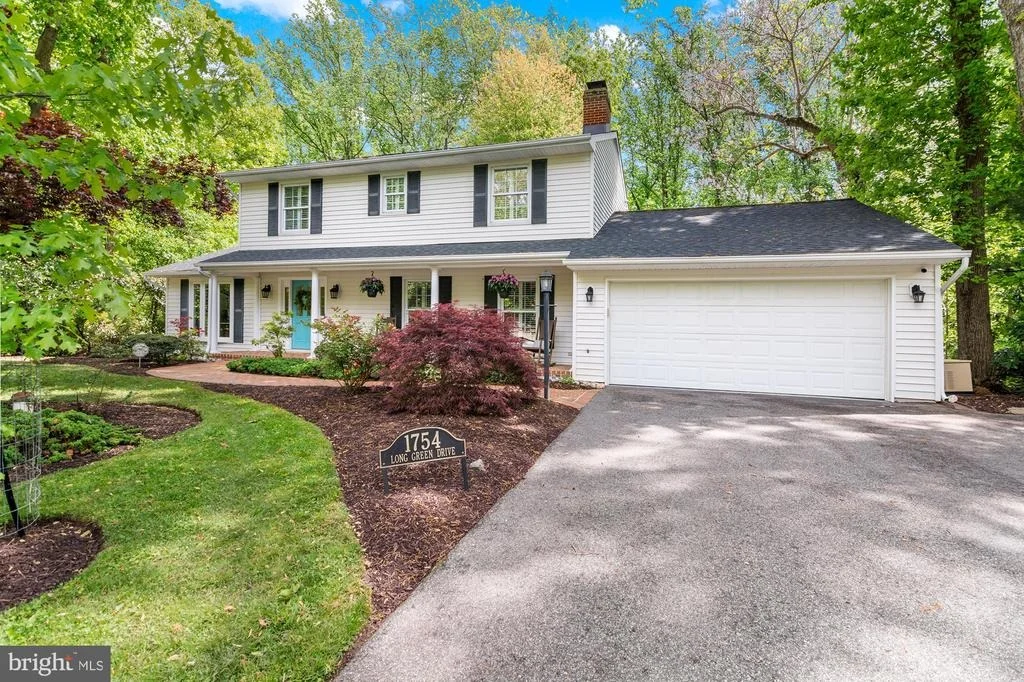 Photo of 1754 LONG GREEN DRIVE