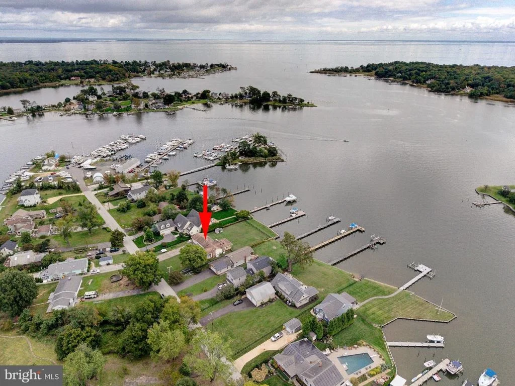 Photo of 8107 VENTNOR ROAD