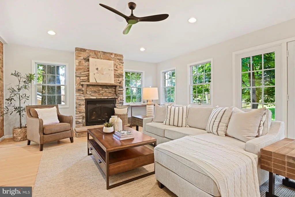 Photo of 7821 FALSTAFF ROAD