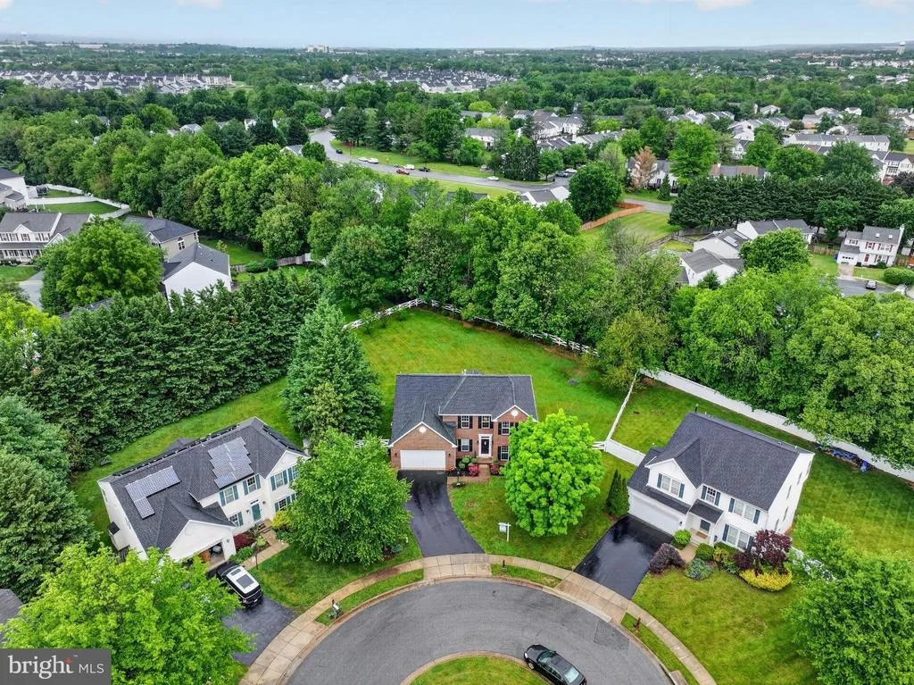 Photo of 5136 CHARLINGTON COURT