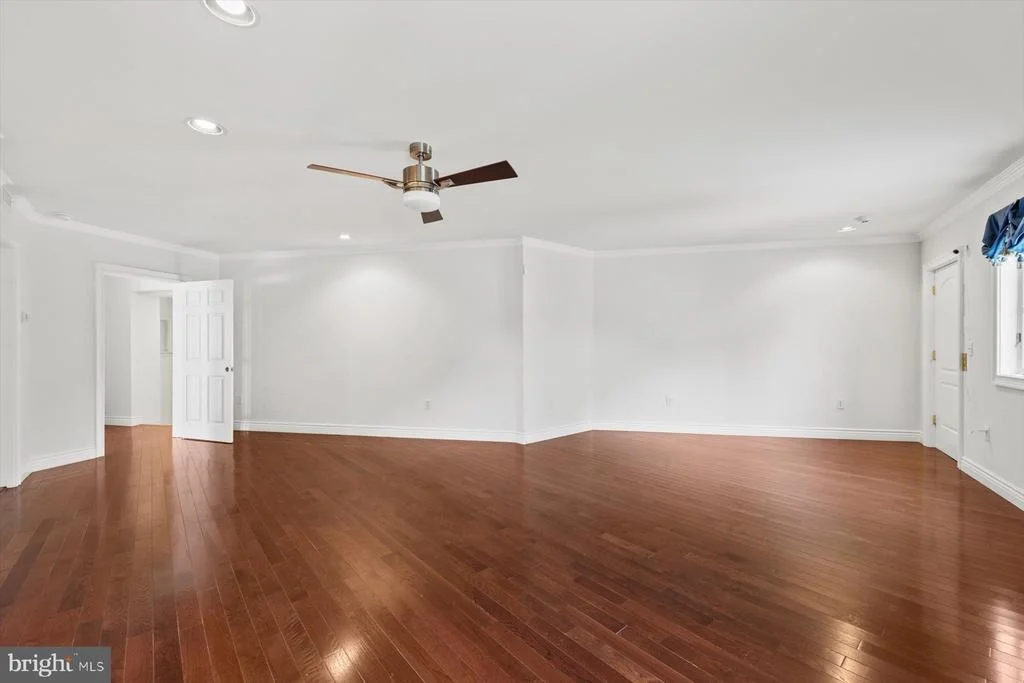 Photo of 20340 SILVER LAKE DRIVE