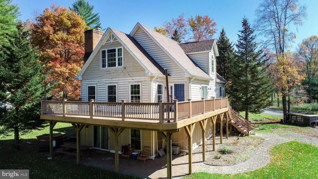 Photo of 32 HAZELHURST LANE