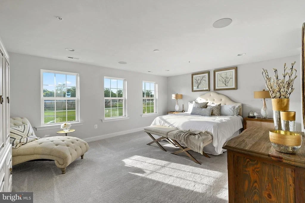 Photo of 10417 LESLIE DRIVE