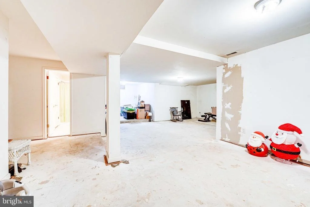 Photo of 9684 BRITFORD DRIVE