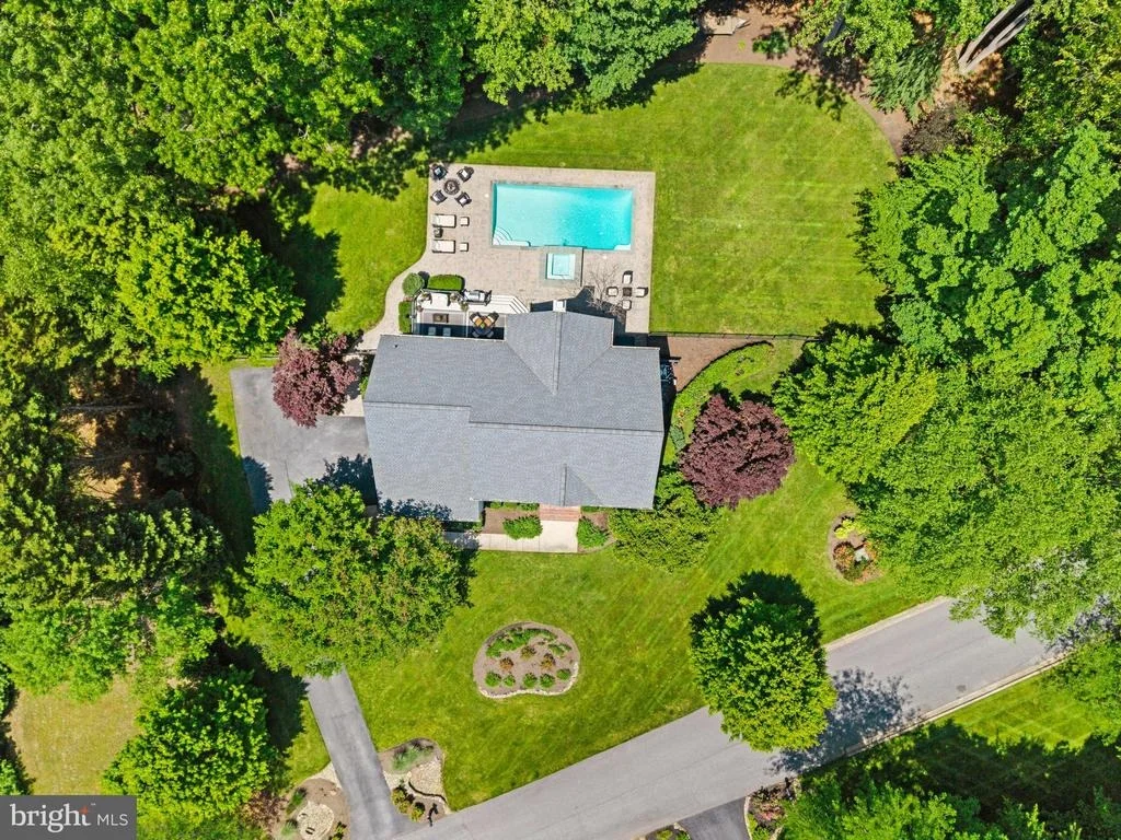 Photo of 2012 PENDERBROOKE DRIVE