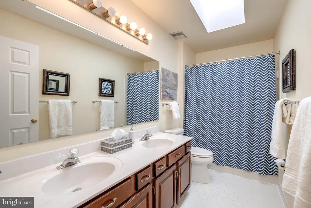 Photo of 7802 LAKELAND VALLEY DRIVE