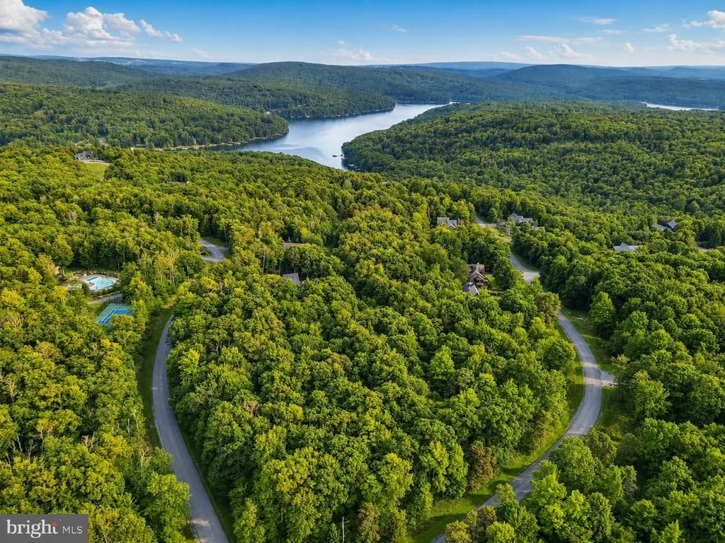 Photo of 97 MOUNTAINTOP ROAD
