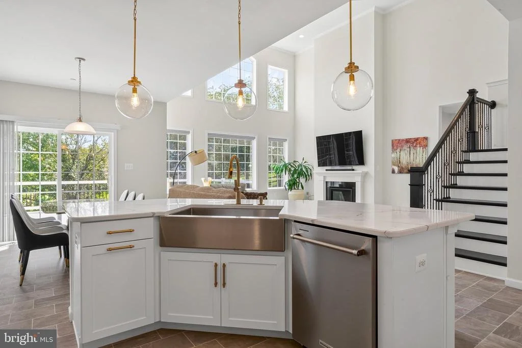Photo of 2754 HILLFIELD DRIVE