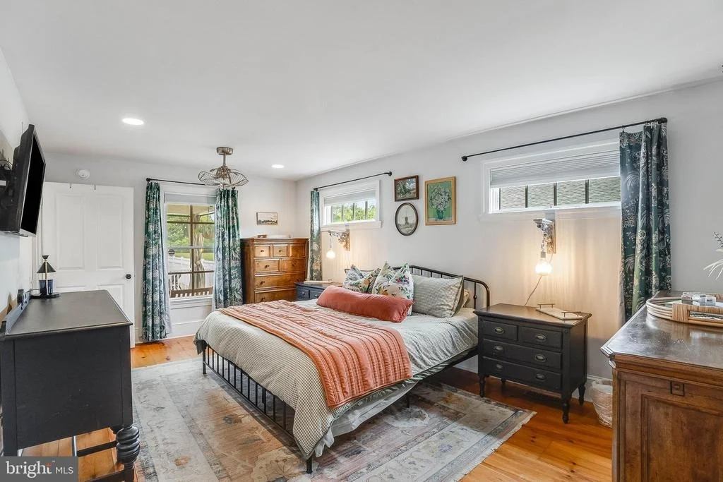Photo of 30328 SEAFORD ROAD