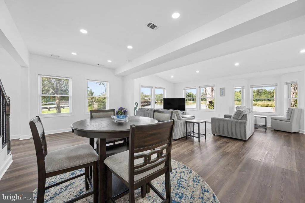 Photo of 456 DEALE ROAD