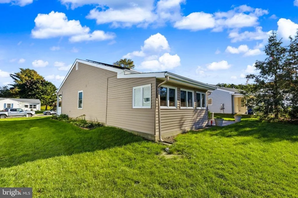 Photo of 79 KINGSTON WAY