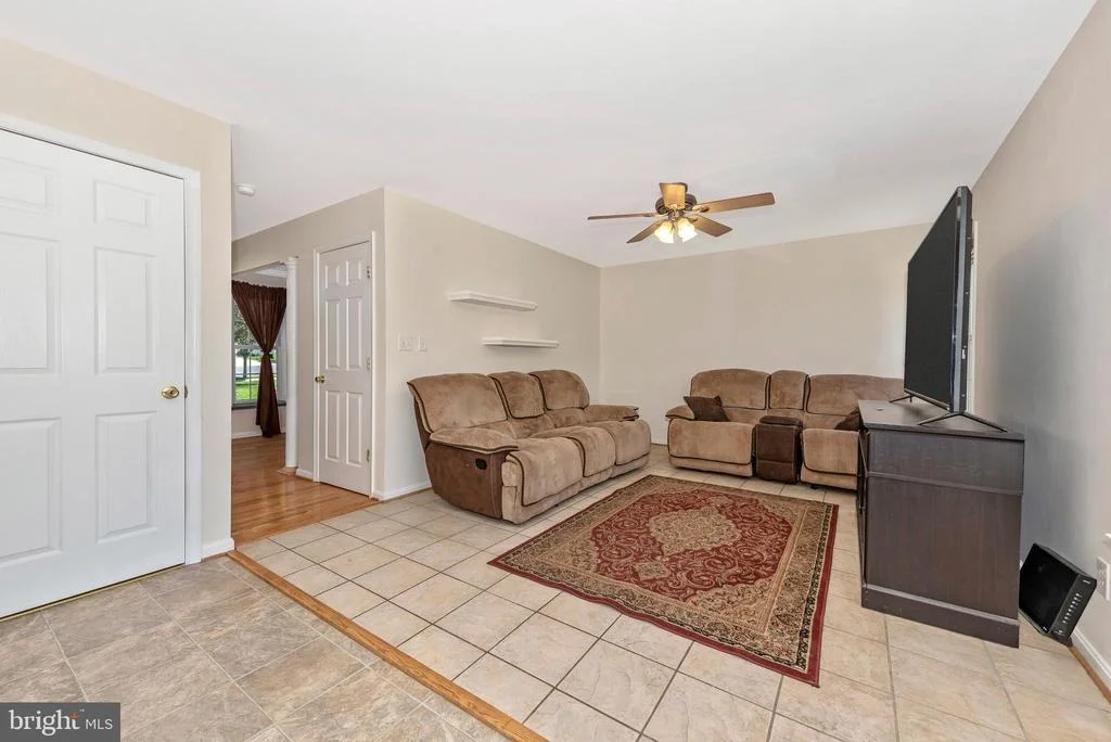 Photo of 638 BUSHYTAIL DRIVE