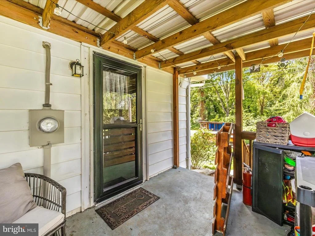 Photo of 7612 MCCLELLAN AVENUE