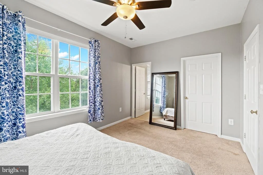 Photo of 6912 VERSAILLE DRIVE