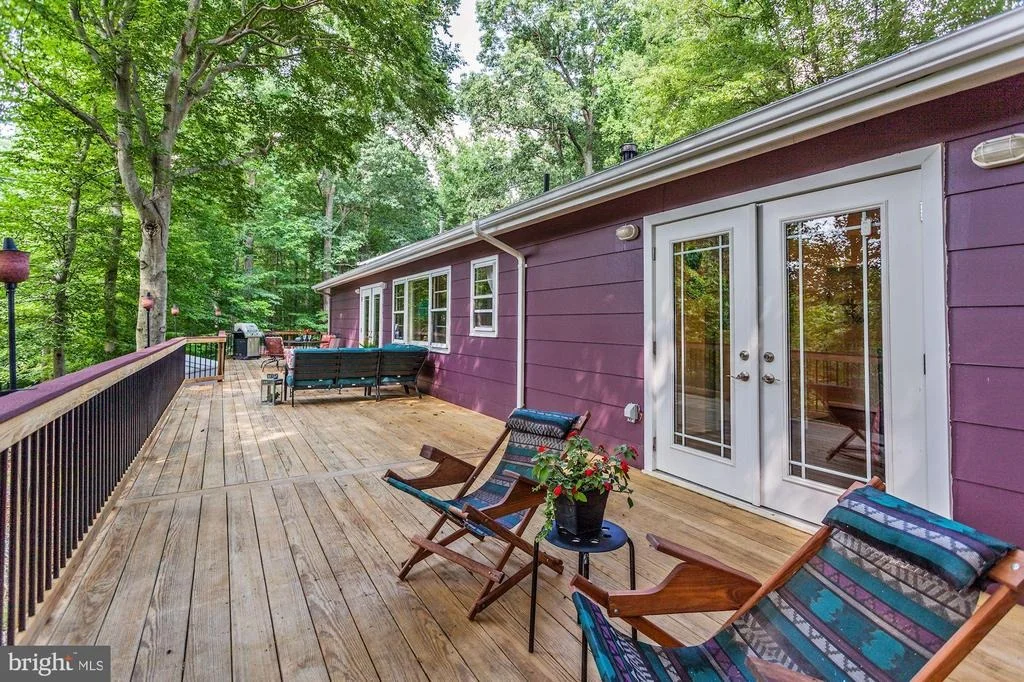 Photo of 7104 HADLOW COURT