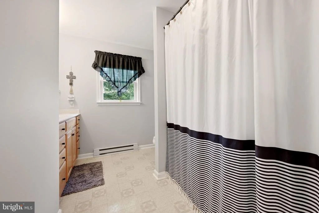 Photo of 17217 LAPPANS ROAD