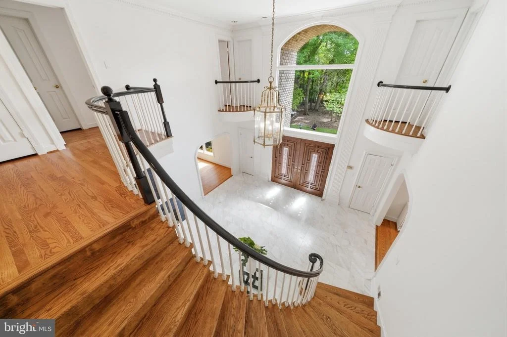 Photo of 9801 BENTCROSS DRIVE