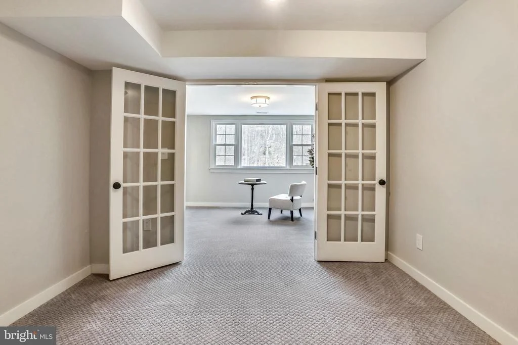 Photo of 2816 SHANANDALE DRIVE