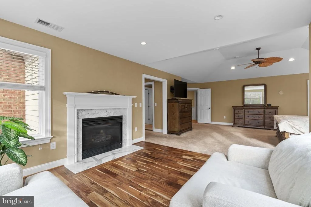 Photo of 370 EAGLE HILL ROAD