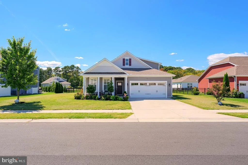 Photo of 15496 CRAPE MYRTLE ROAD