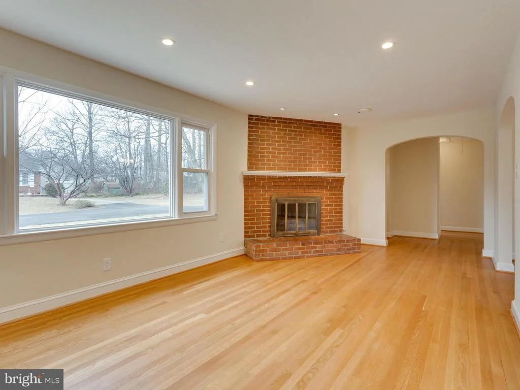 Photo of 7514 DAVIAN DRIVE
