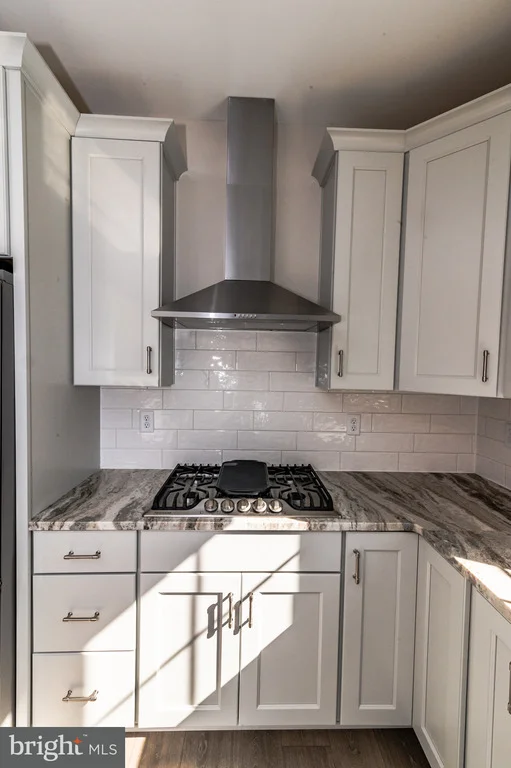 Photo of 404 SALT POND ROAD