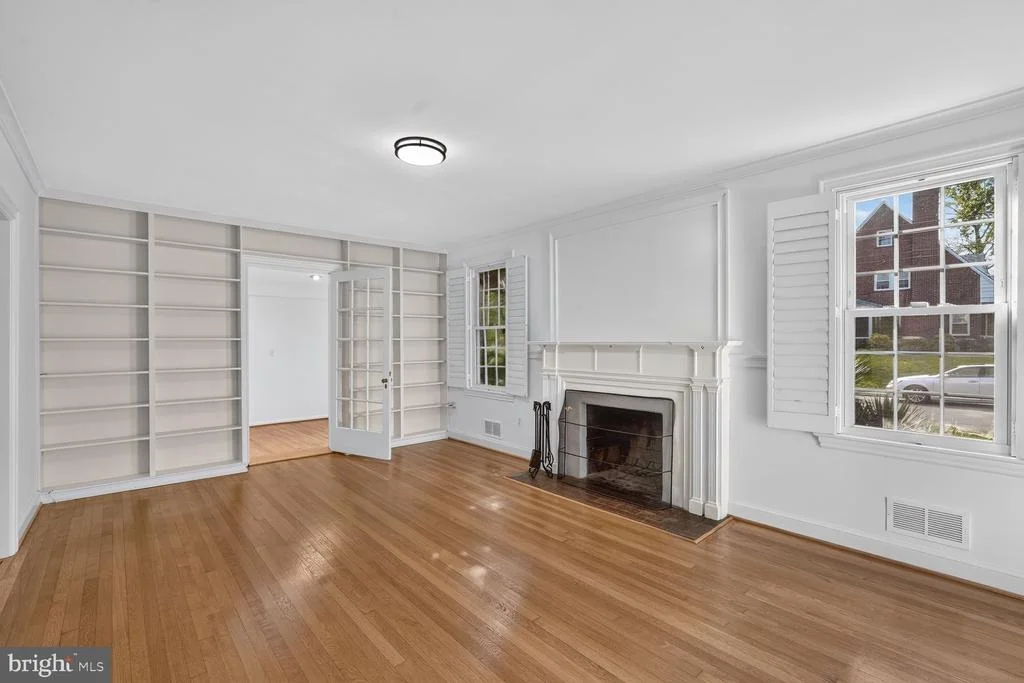 Photo of 8201 LARRY PLACE