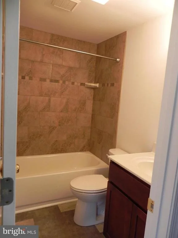 Photo of 4011 MIDLAND ROAD
