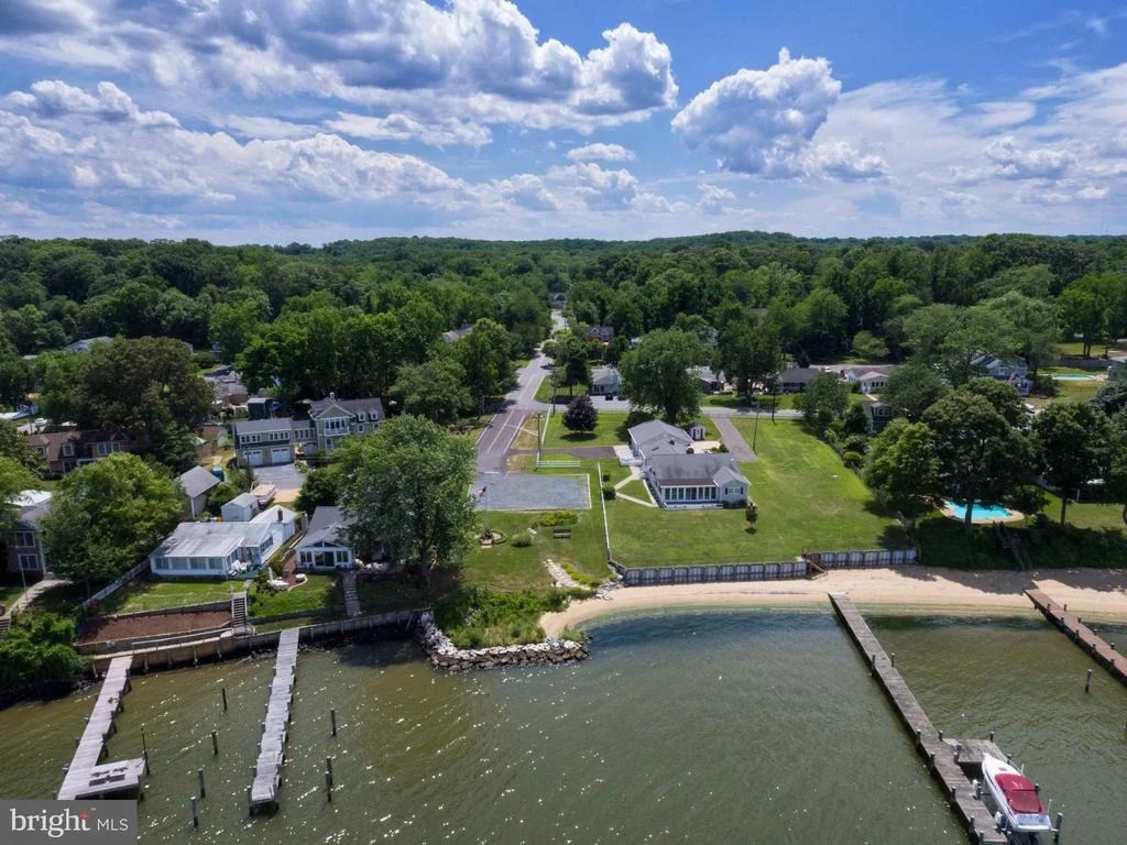 Photo of 3596 S RIVER TERRACE