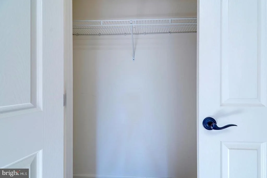 Photo of 142 W SHORE DRIVE