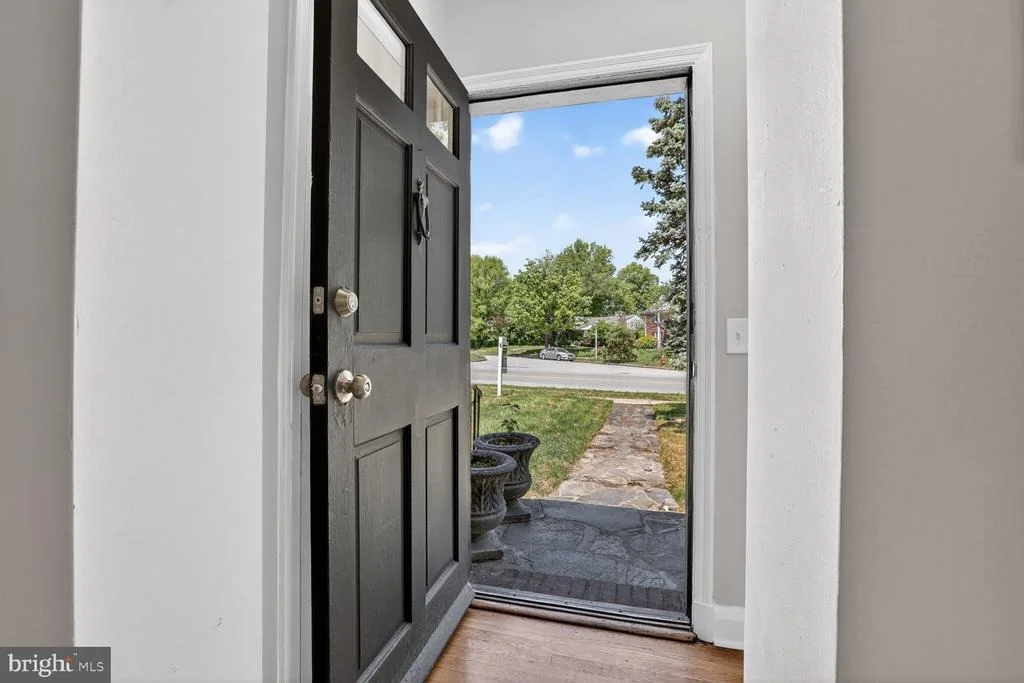 Photo of 315 E COLD SPRING LANE