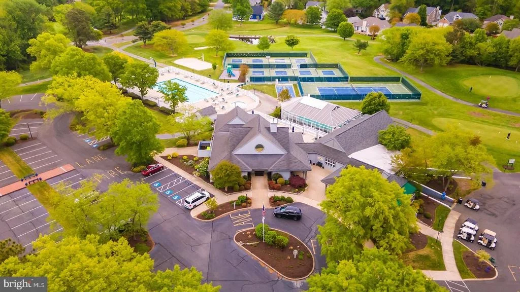 Photo of 208 POND VIEW DRIVE