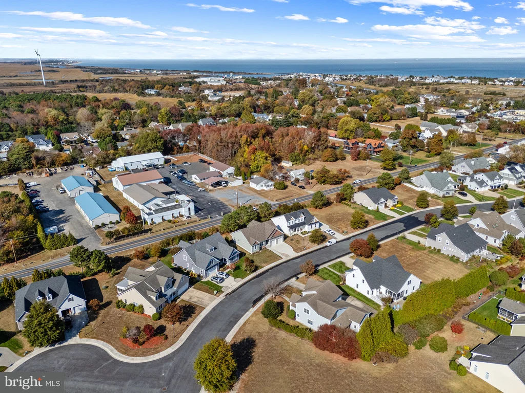 Photo of 226 UNIVERSITY DRIVE