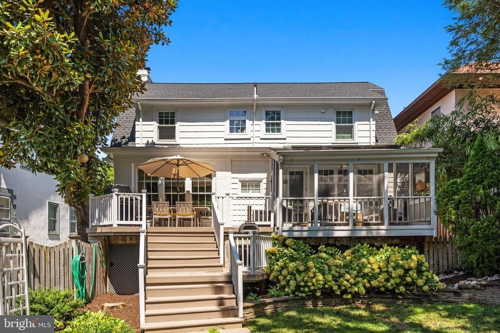 Photo of 4616 CHEVY CHASE BOULEVARD