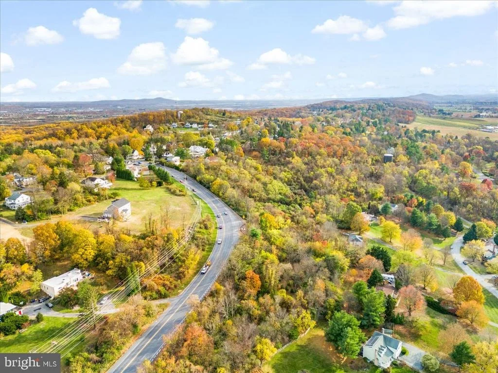 Photo of 4634 FELDSPAR ROAD